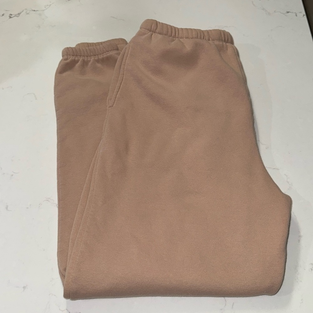 EUC Nuuds Classic Sweatpants Sand